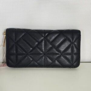 Olivia Miller Black Quilted Zip Wallet | NWT